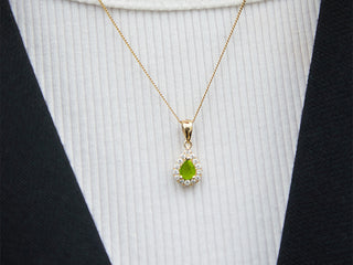 pear shaped peridot gemstone necklace